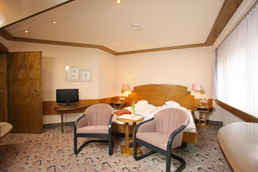 Hotel Brielhof Hechingen Buitenkant foto